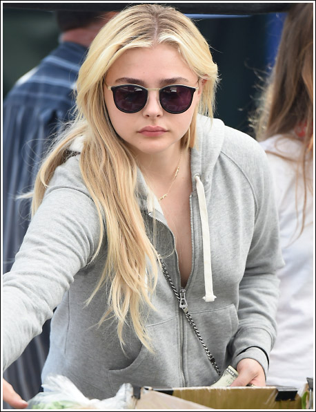 Popoholic » Blog Archive » Chloe Grace Moretz Looking Like A Cute… Fashion  Disaster